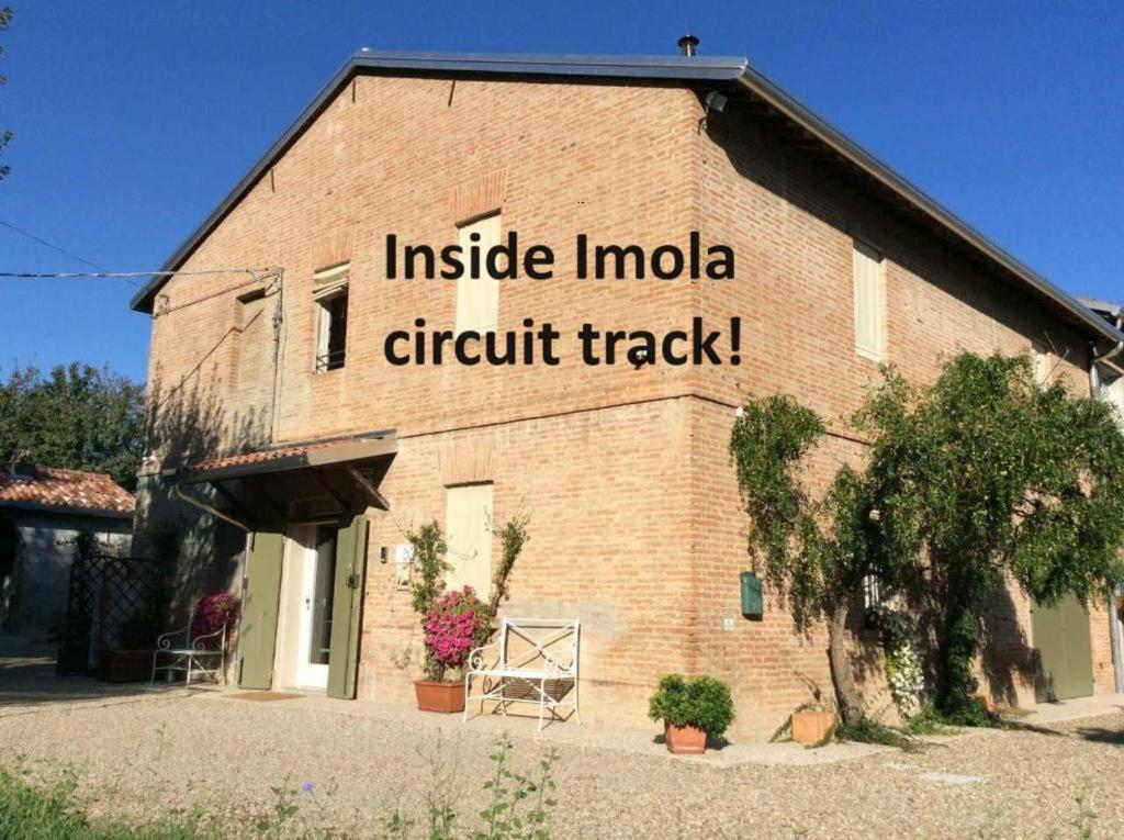 Agriturismo "La Fondazza" Villa Imola Exteriör bild